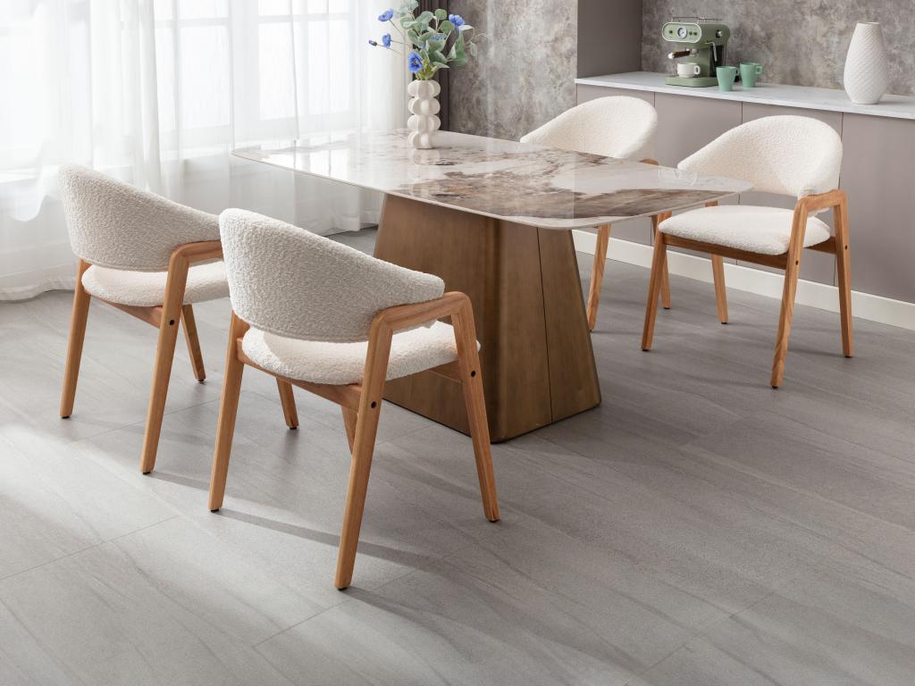 Lot de 6 chaises avec accoudoirs en tissu bouclette et bois d'h¨¦v¨¦a - Blanc et naturel - Chezlova BGGV20730