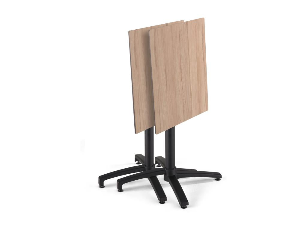 Ensemble table 60 cm ch¨ºne clair et 4 fauteuils en m¨¦tal Artigeo VZSM67858